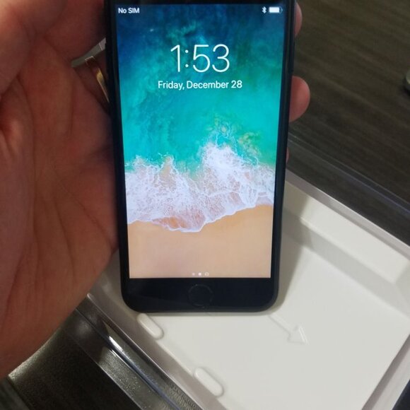 Apple iPhone 7 32GB; Unlocked.Very good!!! - Picture 5 of 5